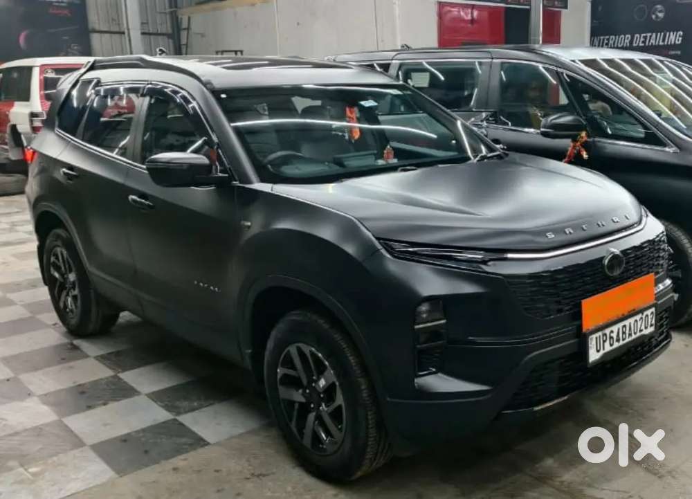 Tata Safari 2025