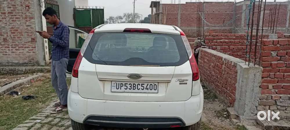 Ford Figo 2013 Diesel 90000 Km Driven