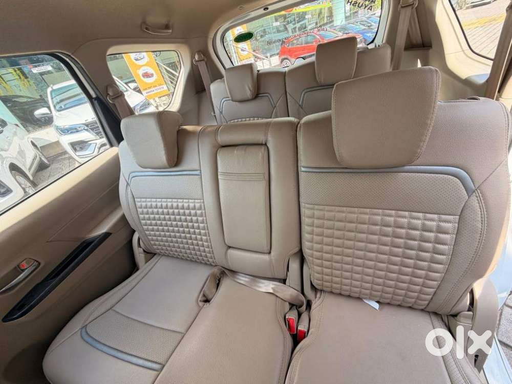 Maruti Suzuki Ertiga 1.5 Zxi Plus Shvs, 2022, Petrol