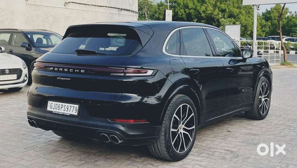 Porsche Cayenne Turbo S, 2024, Petrol