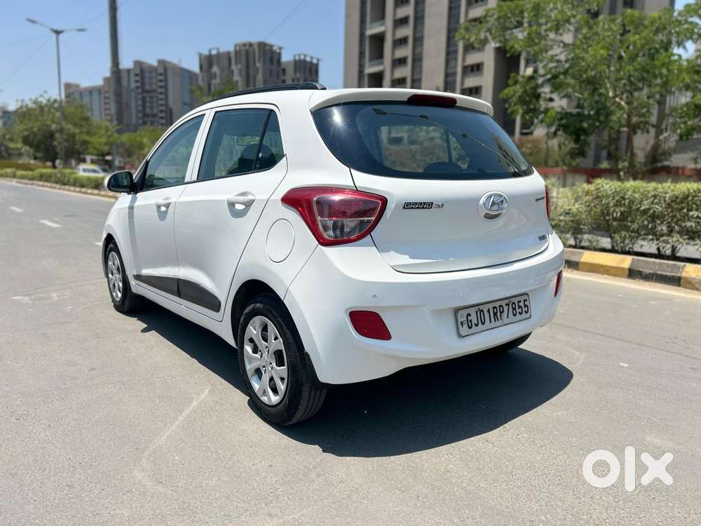 Hyundai Grand I10 2013-2016 Sportz, 2016, Petrol