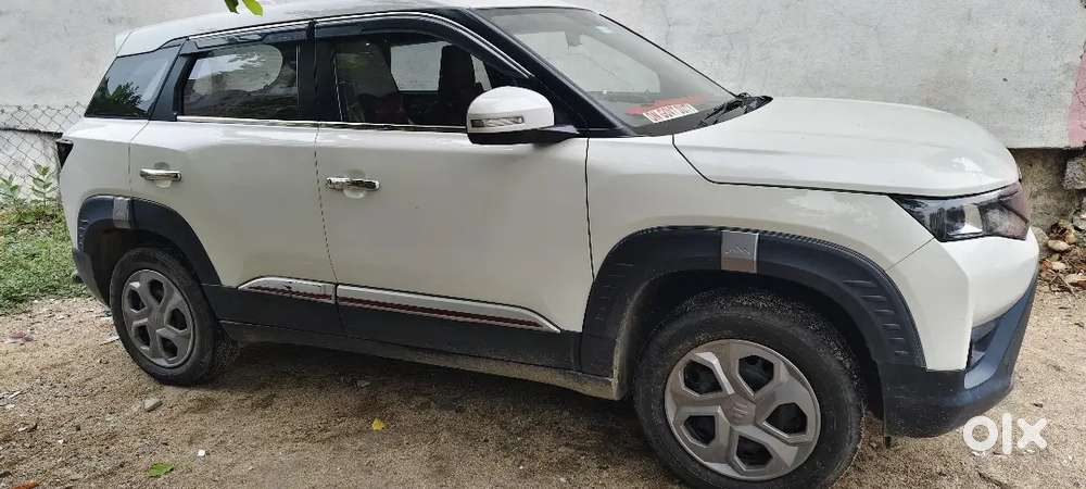 Maruti Suzuki Brezza 2024 Petrol Well Maintained