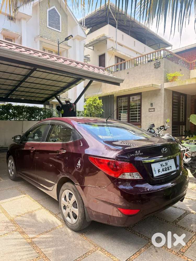 Hyundai Verna 1.6 Ex 2013 Petrol Manual