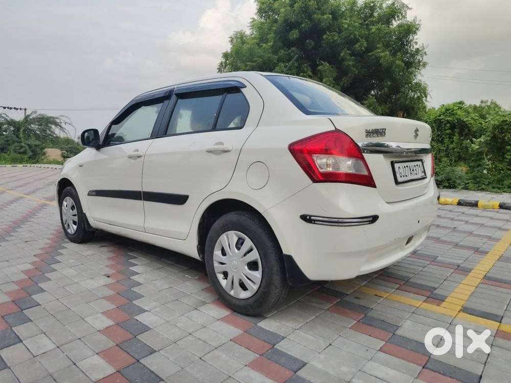 Maruti Suzuki Swift Dzire Vdi Bsiv, 2015, Diesel