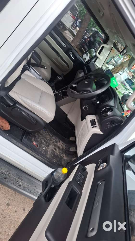 Mahindra Thar Roxx Mx5 Diesel Mt 2wd, 2026, Diesel