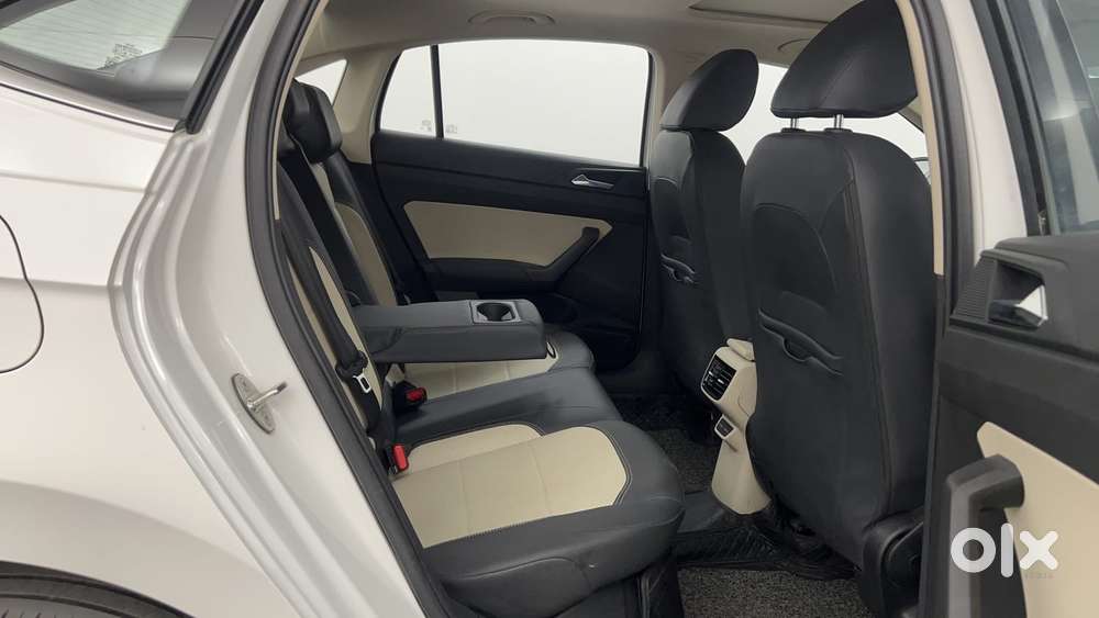 Skoda Slavia Style 1.5l Tsi Dsg, 2023, Petrol