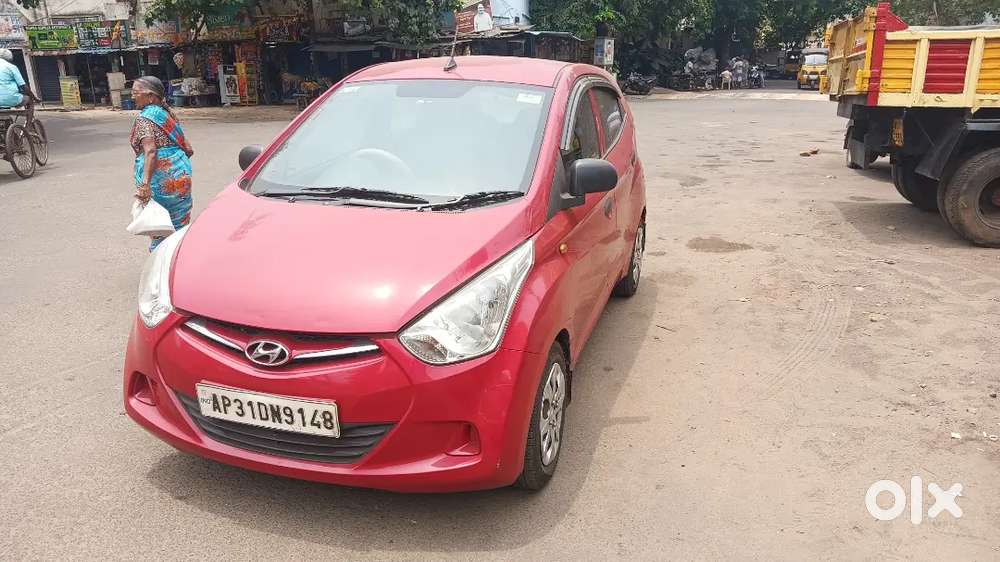 Eon Car Selling, 4 Tyres Nee, And New Battery