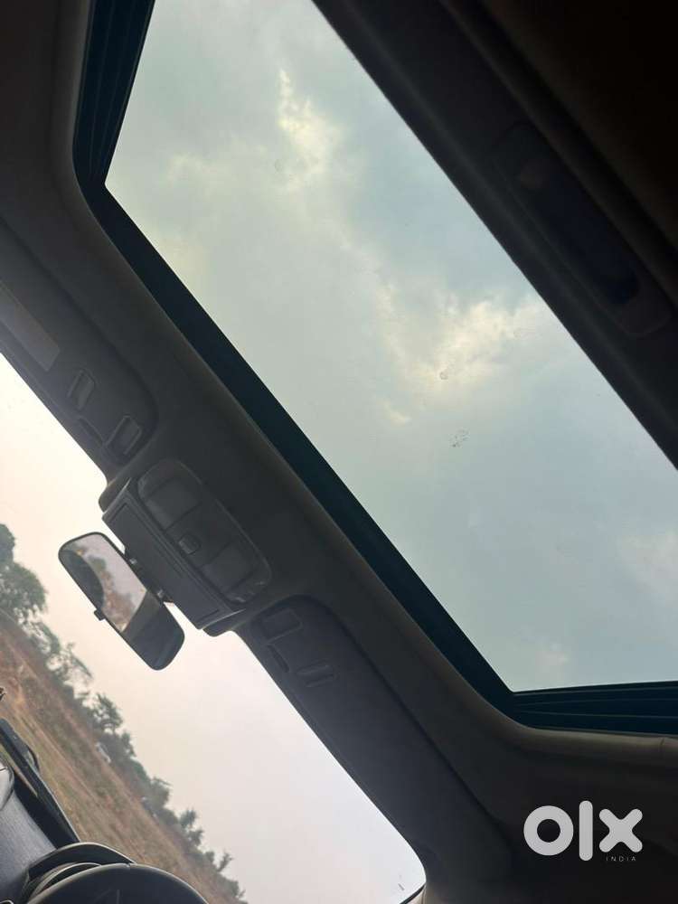 Mahindra Xuv500 2016 Diesel 110000 Km Driven