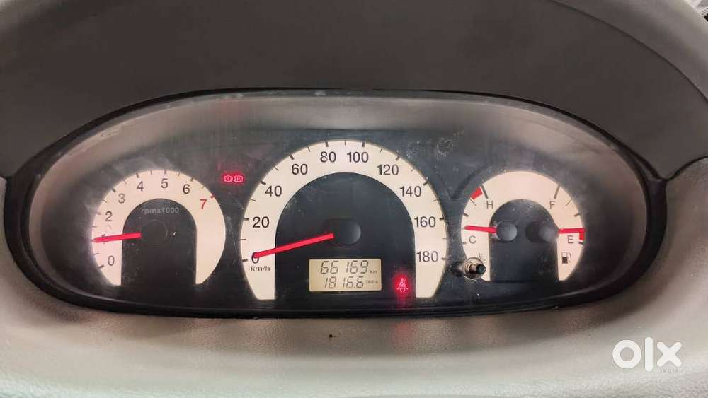 Mahindra Quanto C8, 2013, Diesel