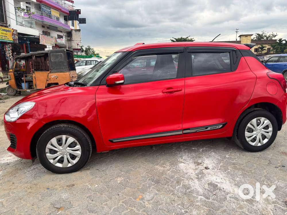 Maruti Suzuki Swift 1.2 Vxi (o), 2023, Petrol