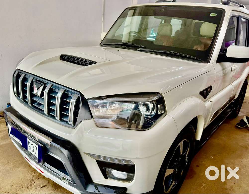 Mahindra Scorpio Classic 2023