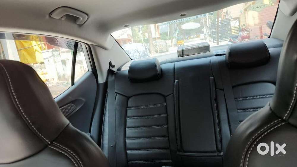 Hyundai Aura 2025 Cng & Hybrids 8000 Km Driven