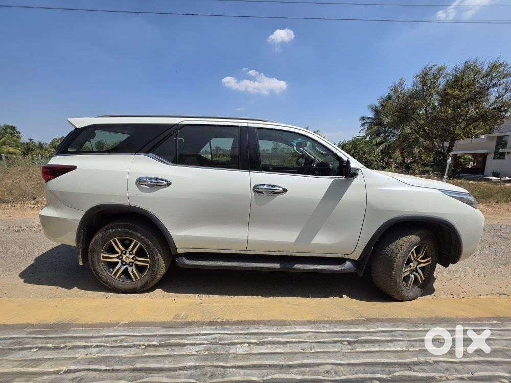 Toyota Fortuner 3.0 4x2 Automatic, 2020, Diesel