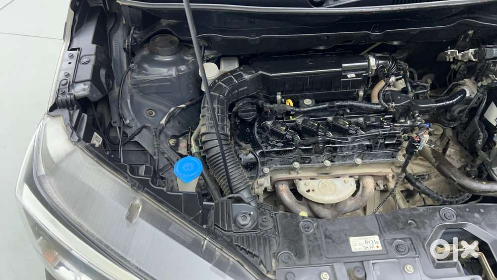 Maruti Suzuki Xl6 1.5 Zeta Mt, 2021, Petrol