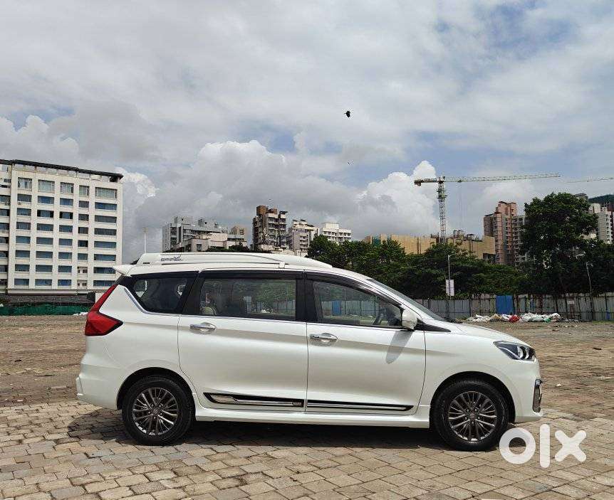 Maruti Suzuki Ertiga 1.5 Zxi Plus Shvs, 2022, Petrol
