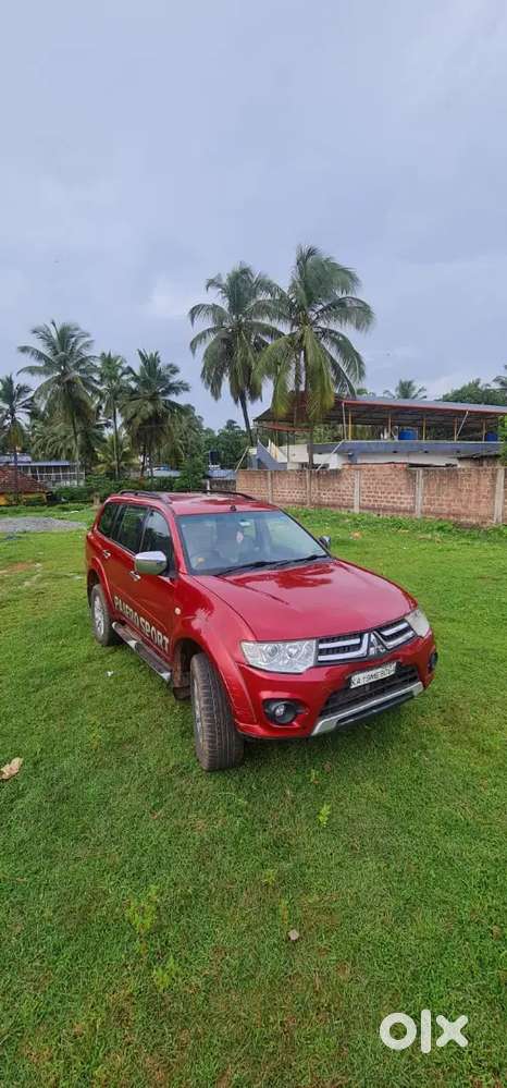 Mitsubishi Pajero Sport 2015 Diesel Well Maintained
