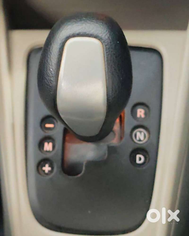 Maruti Suzuki Alto K10 1.0 Vxi Amt, 2016, Petrol