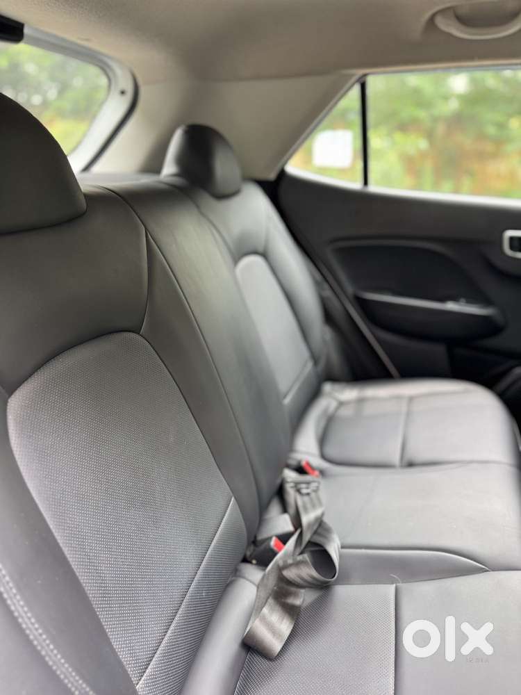 Hyundai Venue S 1.2 Petrol, 2022, Petrol