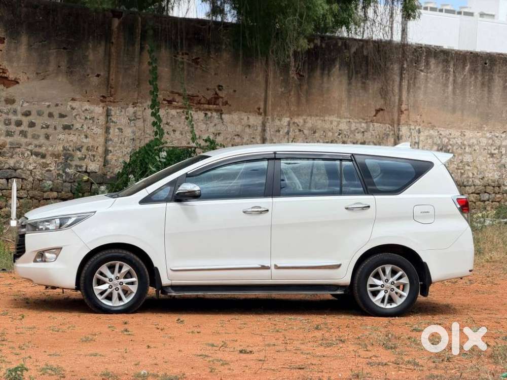 Toyota Innova Crysta [2020-ongoing] 2.4 Gx At 7 Str, 2020, Diesel