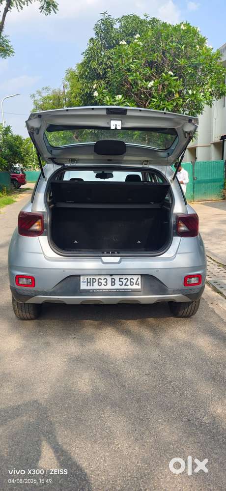 Hyundai Venue Sx+ At, 2020, Petrol