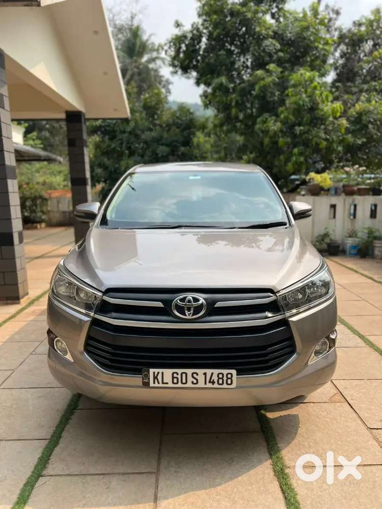 Toyota Innova Crysta 2017