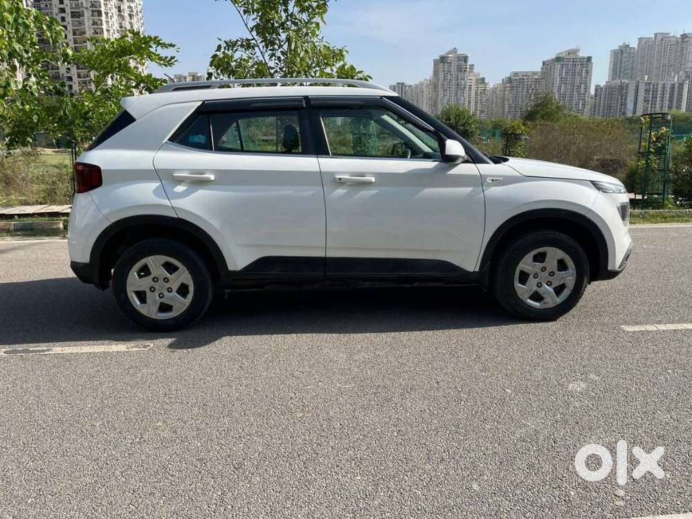 Hyundai Venue S 1.2 Petrol, 2021, Petrol