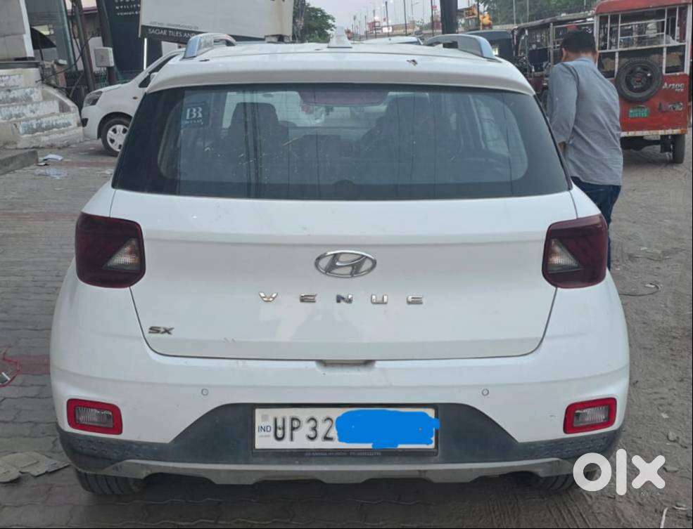 Hyundai Venue_diesel_2021_85000kms