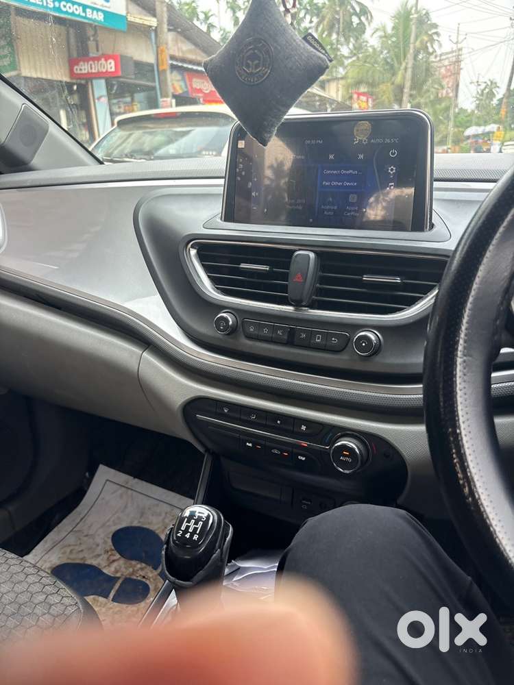 Tata Altroz Petrol 2020