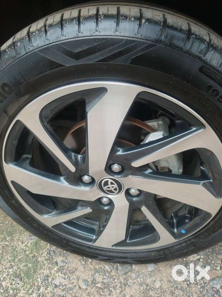 Toyota Glanza 1.2 V, 2025, Petrol