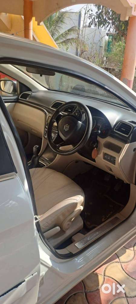 Good Conditions Disel Smart Hybrid Dr.used.