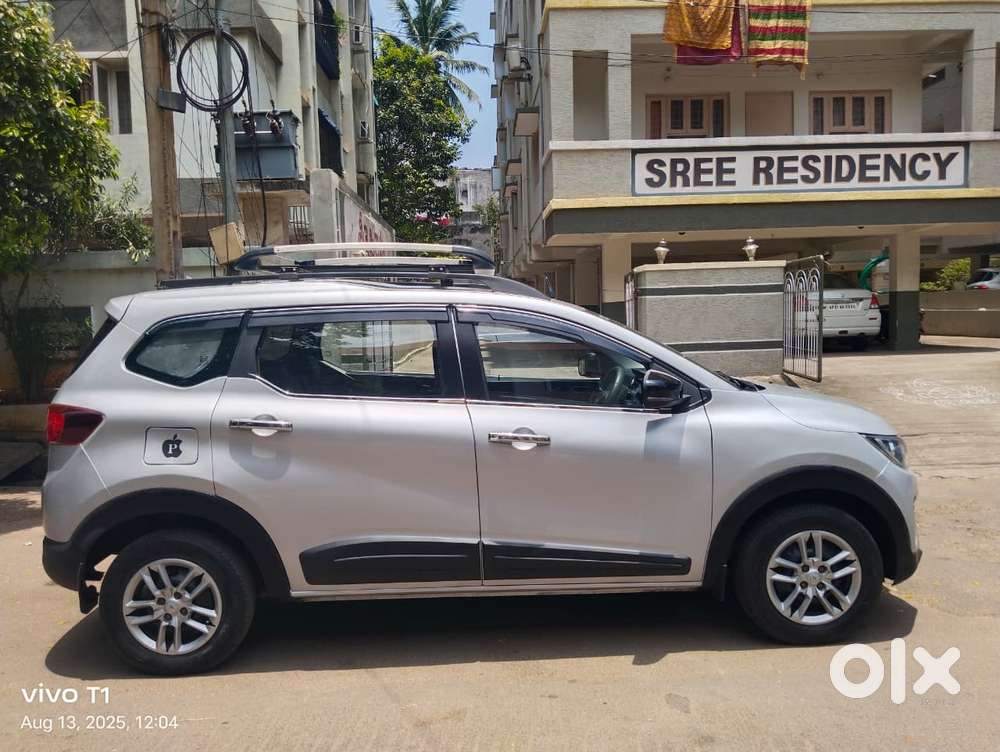 Renault Triber Rxt, 2021, Petrol