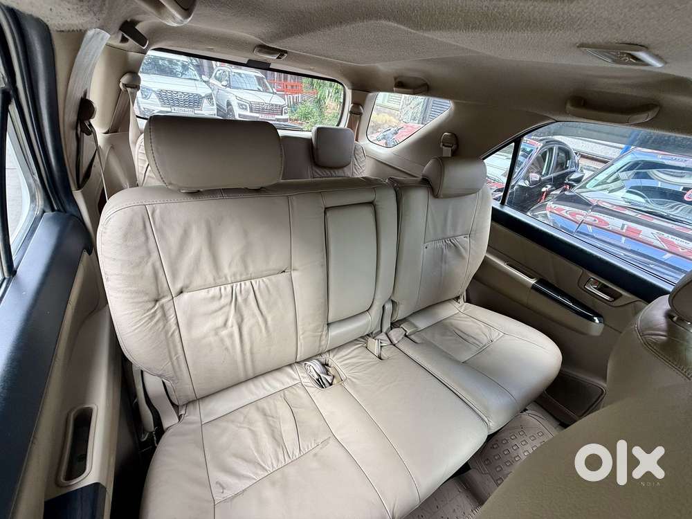 Toyota Fortuner 4x2 Manual, 2016, Diesel