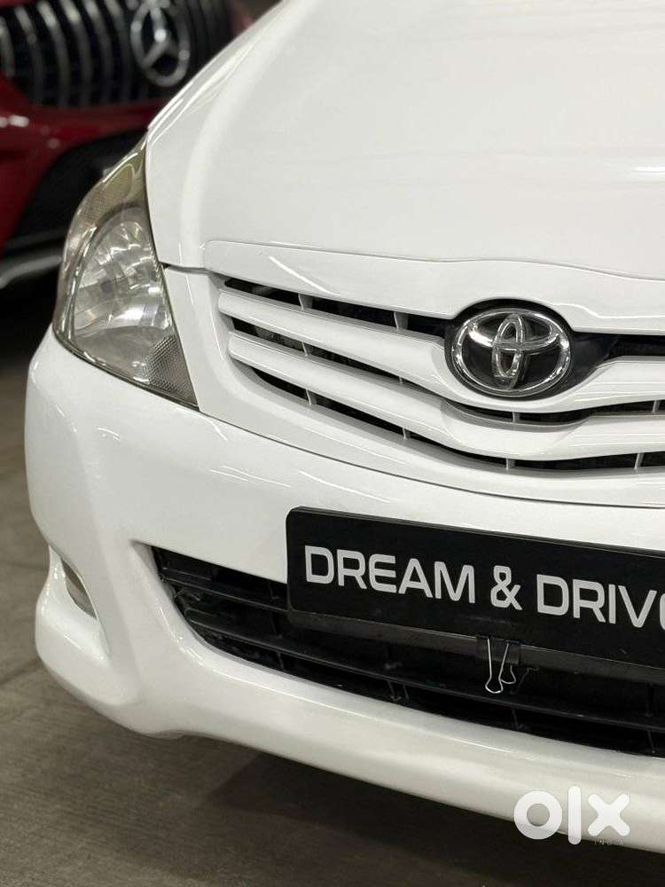 Toyota Innova 2.5 Gx 7 Seater Bs Iv, 2010, Diesel