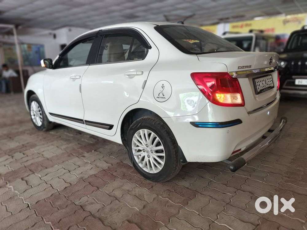Maruti Suzuki Dzire 1.2 Zxi, 2023, Petrol