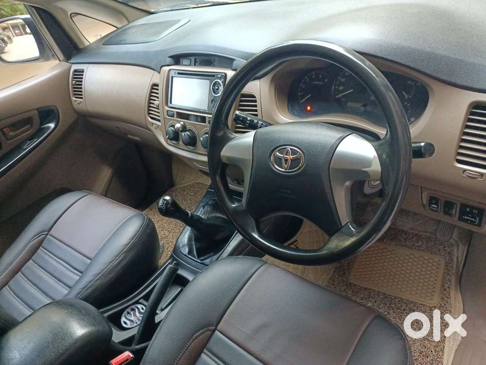Toyota Innova 2.5 G (diesel) 7 Seater Bs Iv, 2016, Diesel