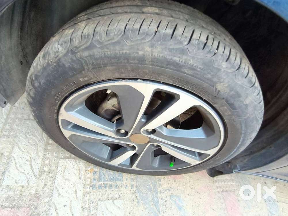 Tata Altroz Xz Plus 2022 Yor Sep2023