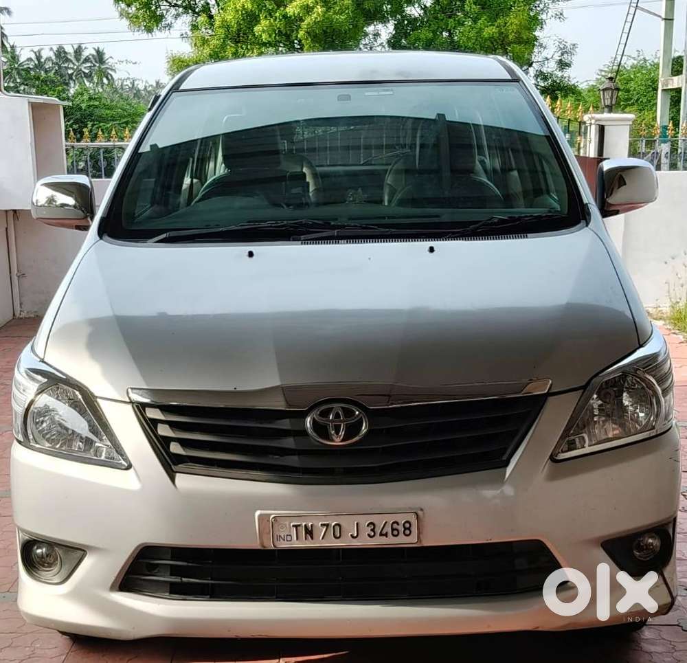 Toyota Innova 2.5 G (diesel) 8 Seater, 2013, Diesel