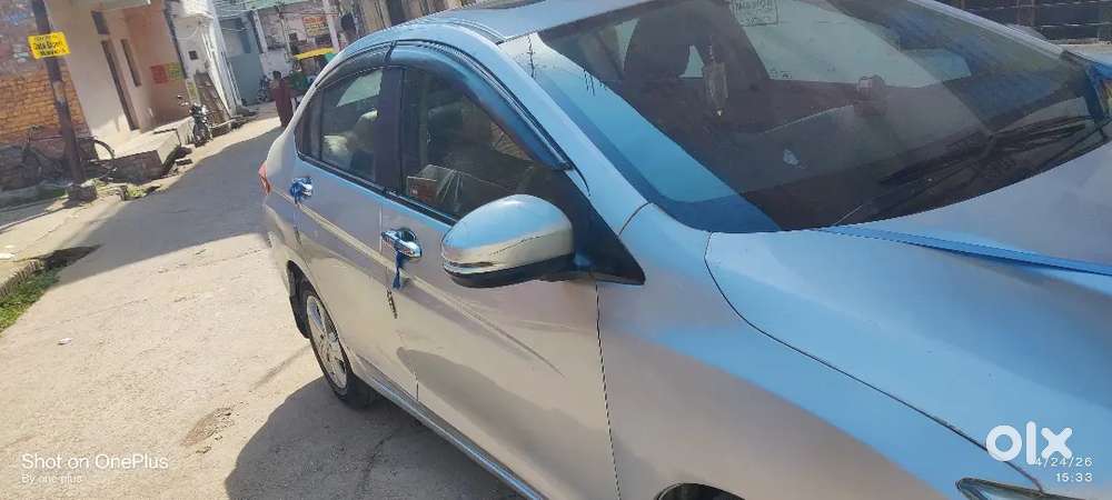 Honda City 2014 Diesel 76000 Km Driven With Sunroof