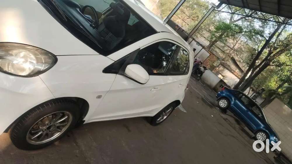 Honda Brio 2012 Petrol Well Maintained