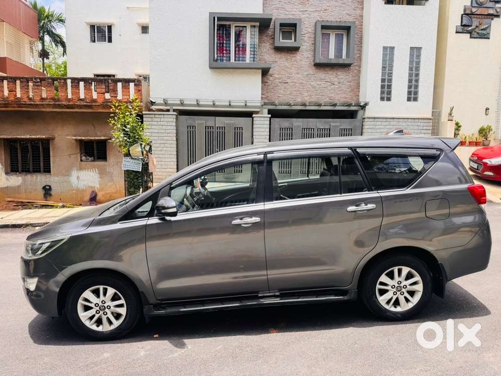 Toyota Innova Crysta 2017 - V - Diesel