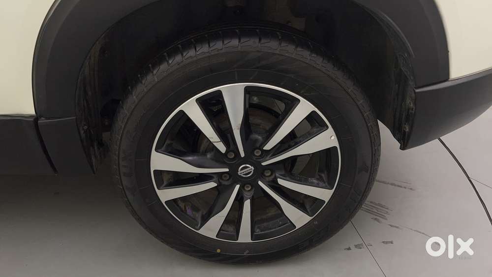 Nissan Kicks 1.3 Xv Premium Cvt Petrol, 2022, Petrol