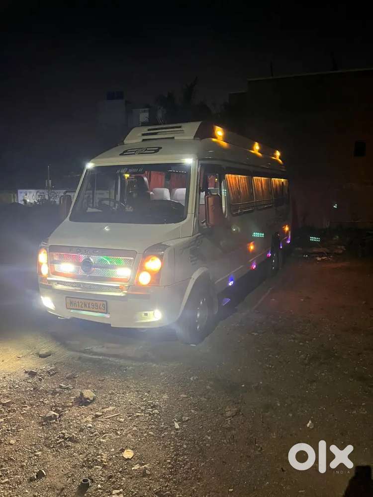 Tempo traveler 19 seater
