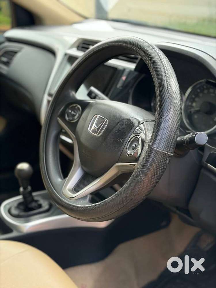 Honda City I-vtec V, 2018, Petrol