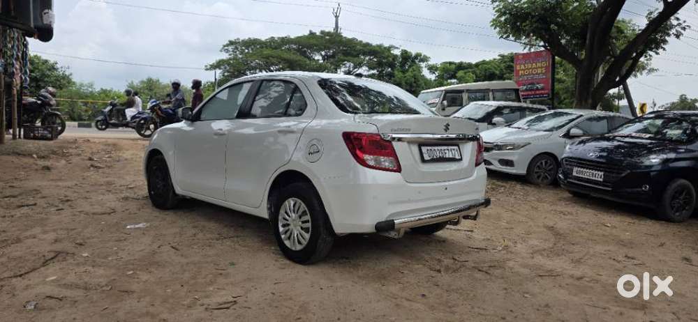 Maruti Suzuki Dzire 1.2 Vxi, 2019, Petrol