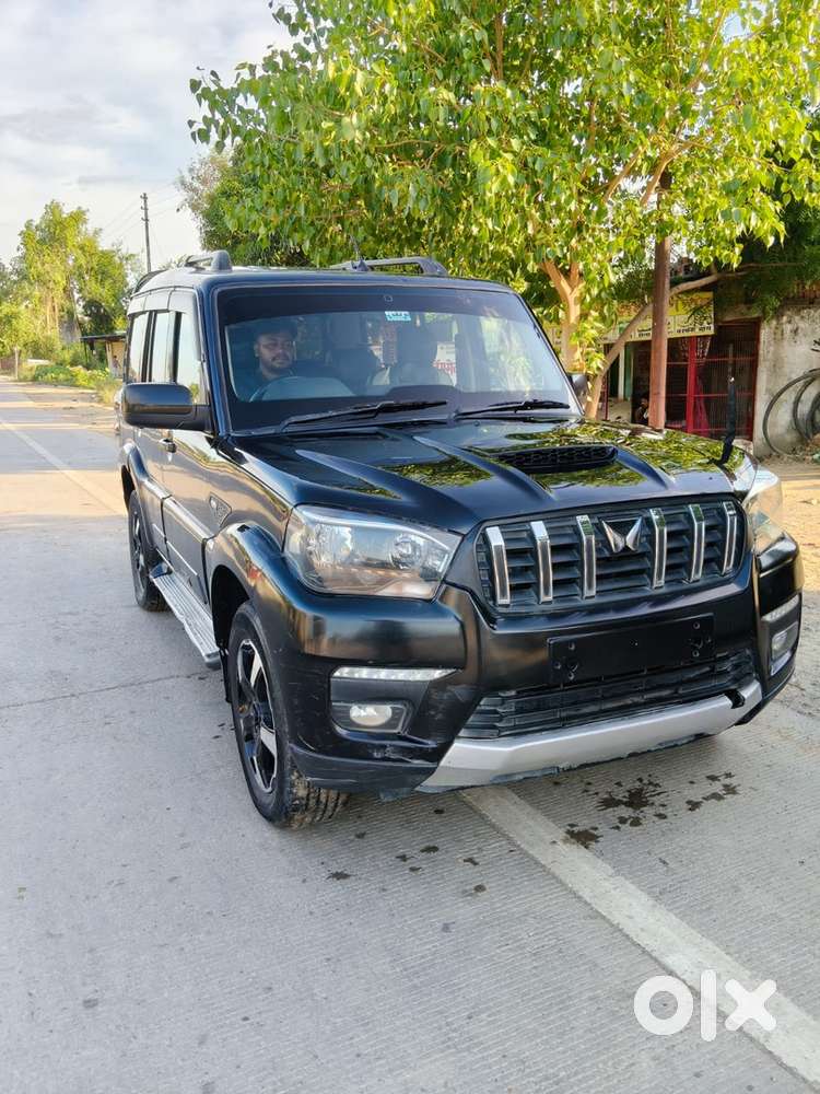 Mahindra Scorpio Classic 2022 Diesel Manual