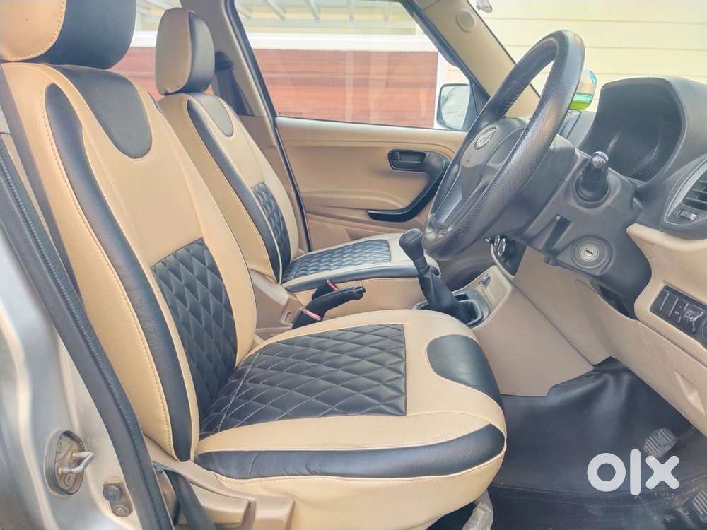 Mahindra Tuv 300 T4 Plus, 2018, Diesel