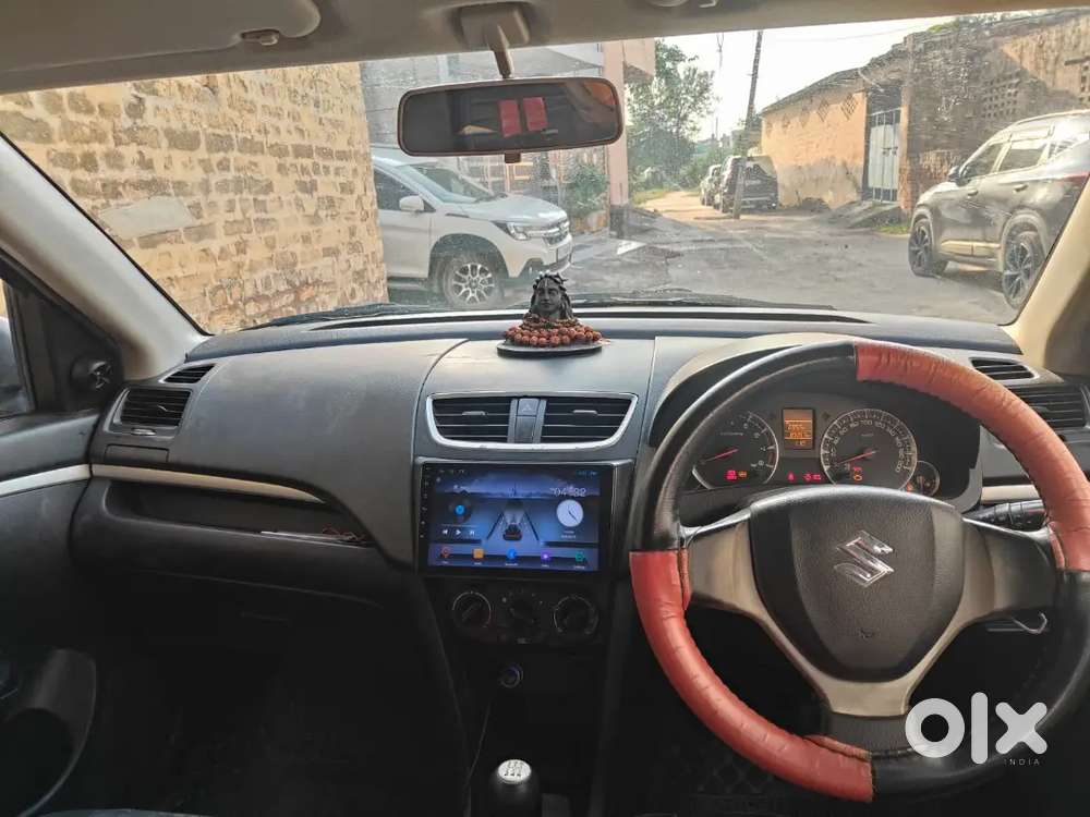 Maruti Suzuki Swift Lxi 2016