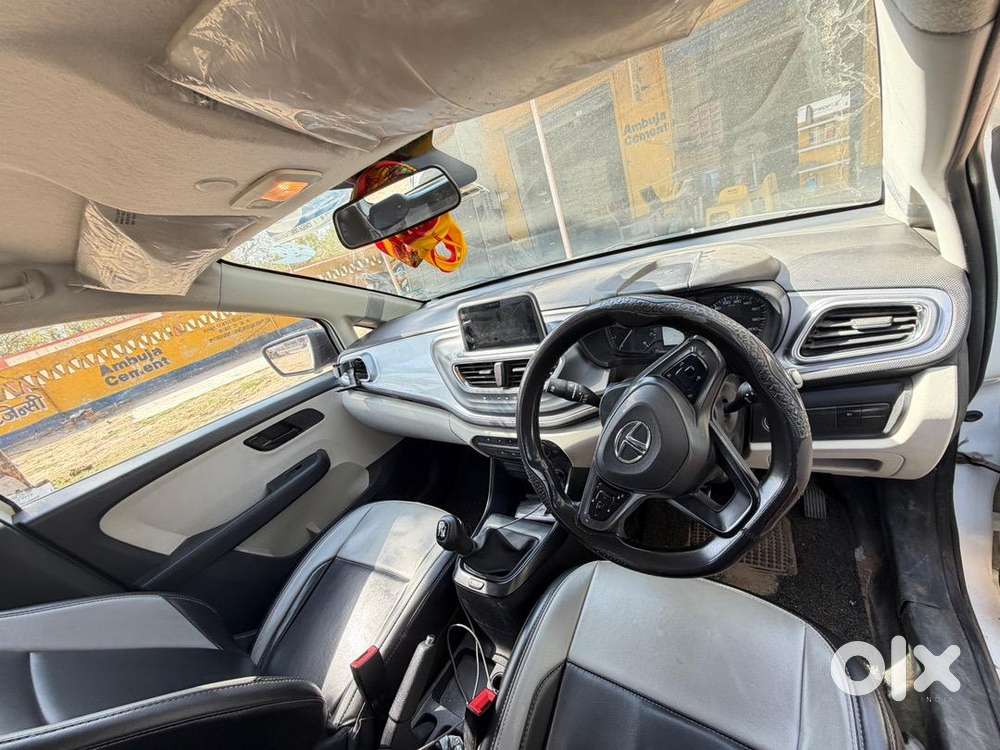 Tata Altroz 2024 Diesel Well Maintained