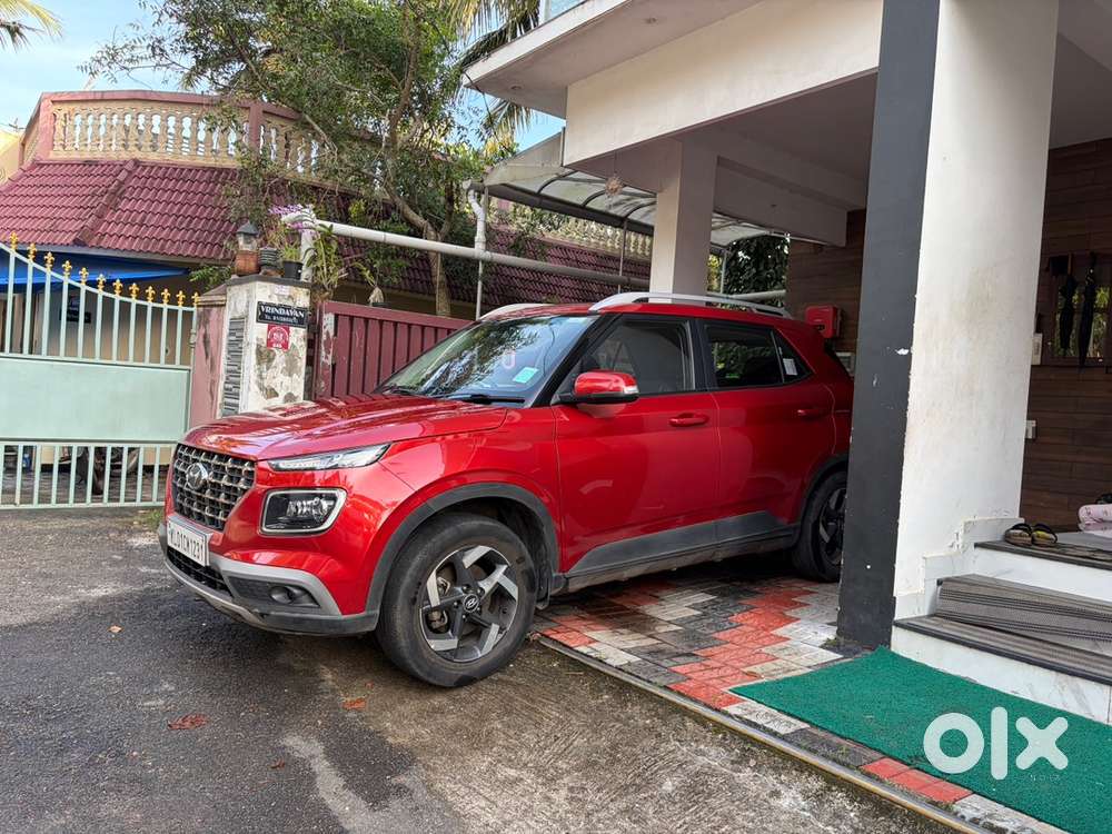 Hyundai Venue 2019 Turbo Petrol Well Maintained