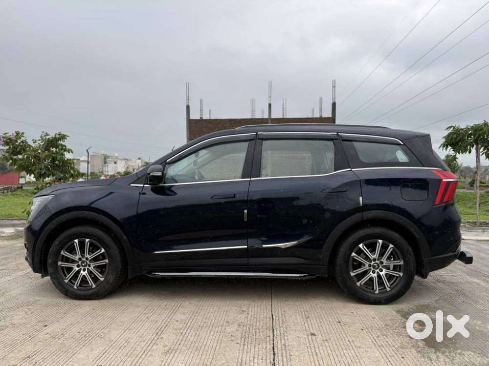 Mahindra Xuv700 2.2 Ax 7 Diesel At Luxury Pack Str Awd, 2022, Diesel